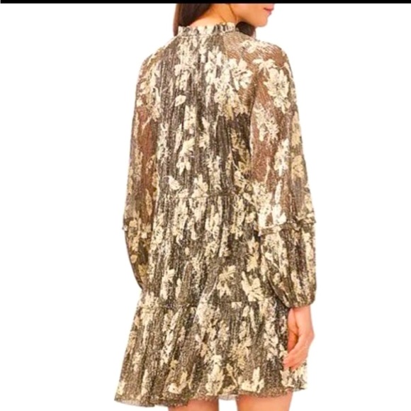 NEW Vince Camuto Lurex Floral Print Tiered Shift Dress Black & Gold Size XL - Picture 6 of 15